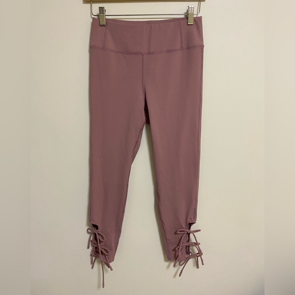 ZAFUL SPORT - Ballerina Calf Tie Leggings - Picture 1 of 4